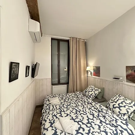 Aparthotel Charles V Marais 3*